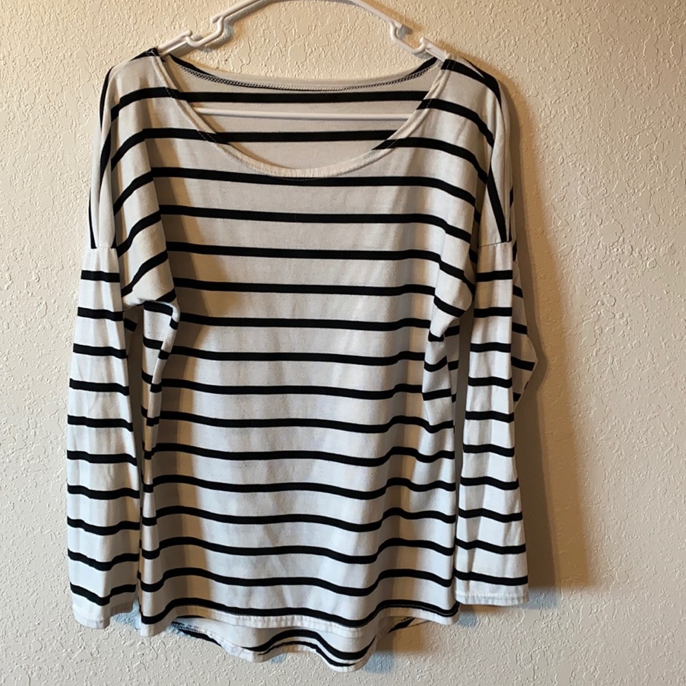 SOLD Black and White Horizontal Stripe Long Sleeve